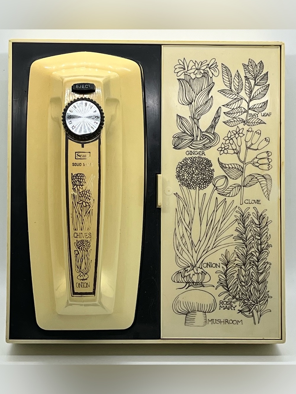 VTG 70s Sears Solid State 12 Speed Wall Mount Hand Mixer Herbs Spices WORKS